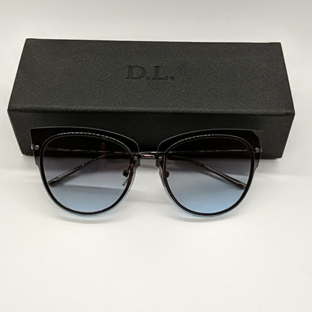 Demi Lovato Diff Sunglasses